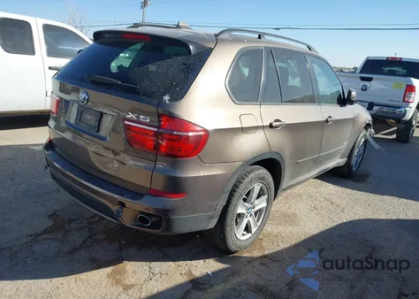 2012 BMW X5 xDrive35D z USA, uszkodzony, nr VIN 5UXZW0C54CL674697